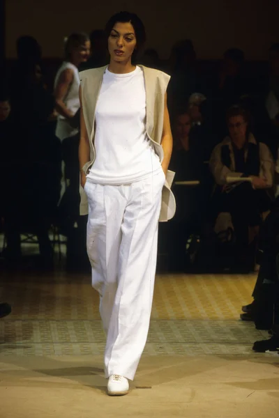 Look 11